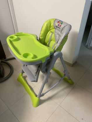 מיטת תינוק עם מזרן ומגיני