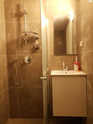 עין גנים 52 (עין גנים)