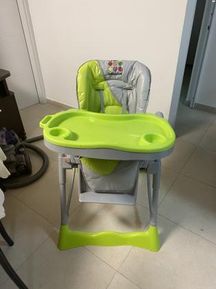 מיטת תינוק עם מזרן ומגיני