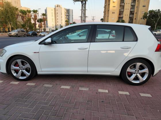 פולקסווגן גולף GTI (2013)