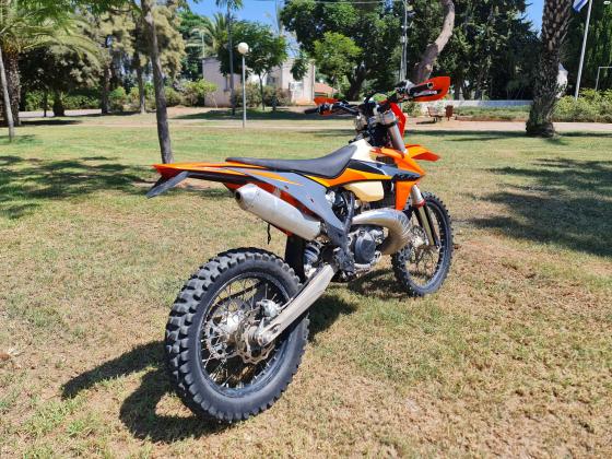 ק.ט.מ 300 EXC-E (2021)