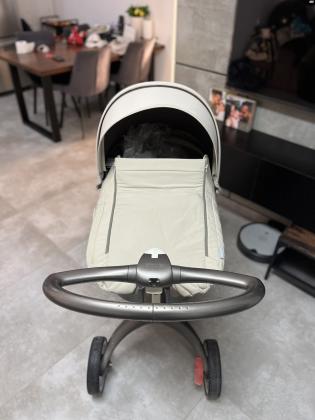 למכירה סטוקי במצב חדש עריסה