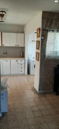 הדקל 16 (מנחם בגין)