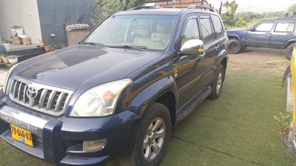 טויוטה לנד קרוזר ארוך (2008)