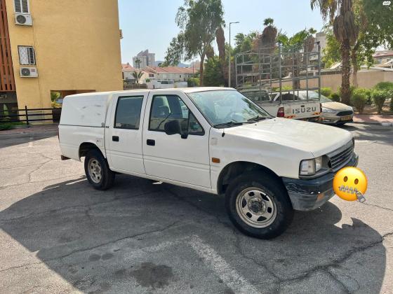 איסוזו איפון 4X4 (2003)