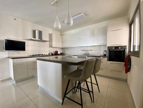 הזיתים 90 (רמת הדקלים)