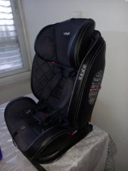 כסא תינוק לרכב במצב כמו