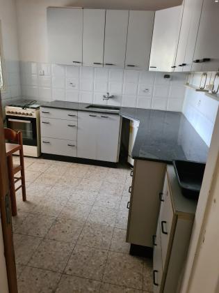 משה שרת 33 (שכונה יא)