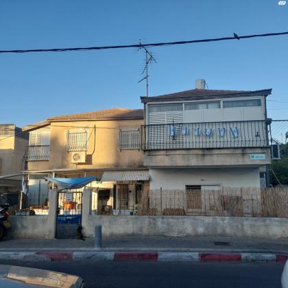 קיבוץ גלויות (עמידר;ניצנה)