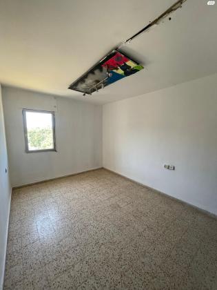 הרב יצחק בן חנן (נאות גנים)