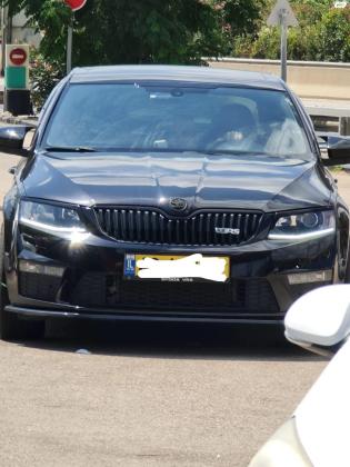 סקודה אוקטביה RS (2015)