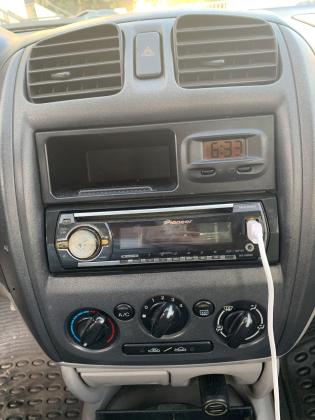 מאזדה 323 לאנטיס (2002)