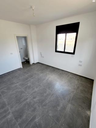 שדרות רפאל סויסה 19 (בר לב)