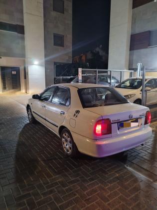 סוזוקי בלנו (2001)