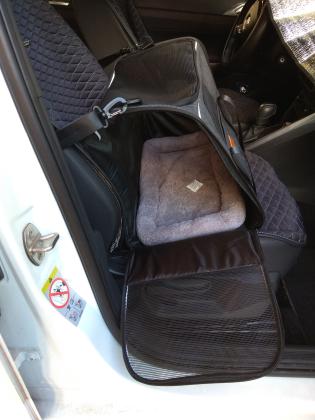 למכירה 2 מושבים לרכב עבור כלב קטן