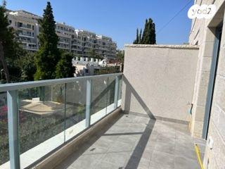 אברהם שטרן 10 (קרית היובל)