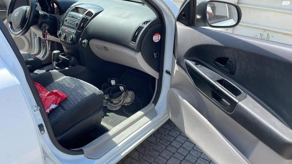 קיה סיד / CEED (2008)