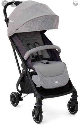 למכירה עגלת ג'ואי אמבטיה+טיולון עם