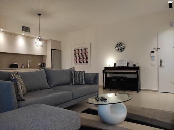 דבורה עומר 4