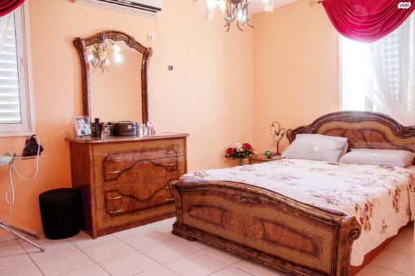 שדרות ששת הימים 4 (ניר אביב)