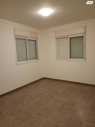 רודנסקי 8 (רמת אביב החדשה)