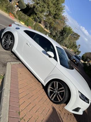 אאודי TT (2021)