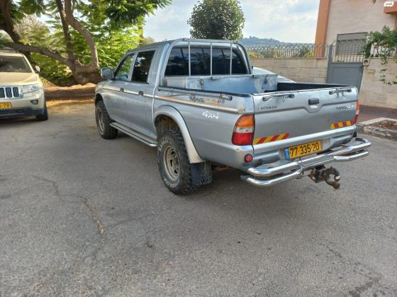 מיצובישי מאגנום 4X4 (1998)