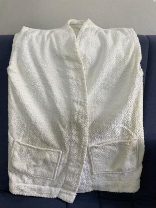 חלוק רחצה ממגבת בצבע לבן