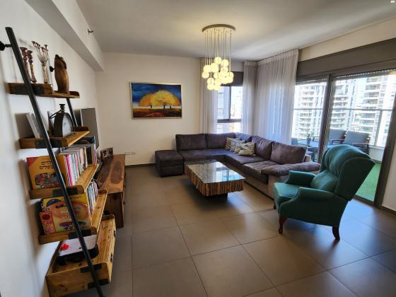 גולדה מאיר 6 (מתחם 1200)