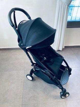 עגלת טיולון יויו בצבע שחור