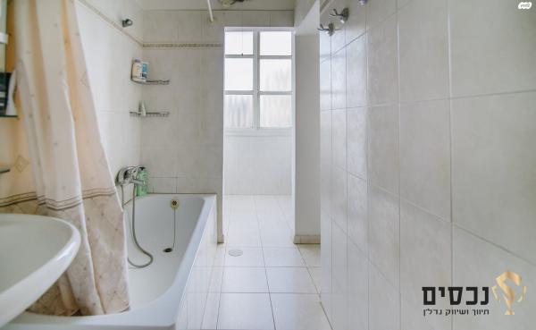 רוטשילד 146 (מרכז העיר דרום)