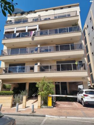 חיים סירני 32 (שיכון חדש)