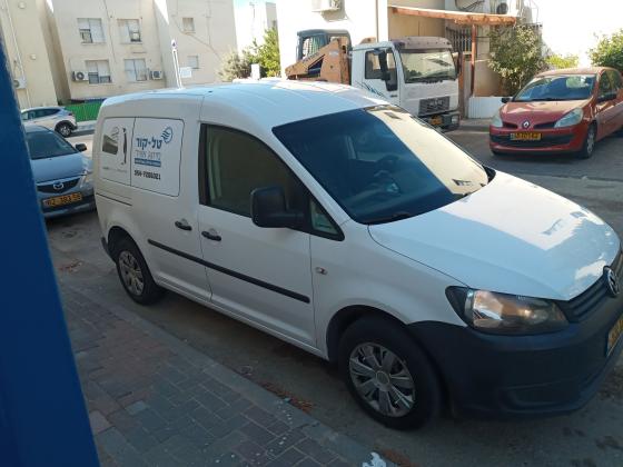 פולקסווגן קאדי (2014)