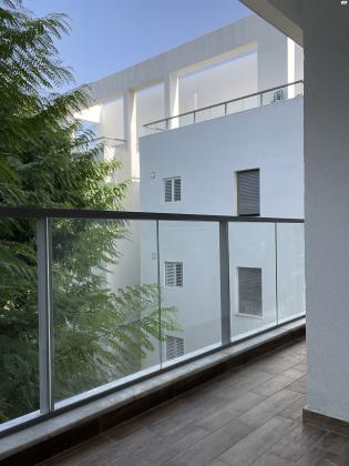 מעפילי אגוז 40 (נוה חן)