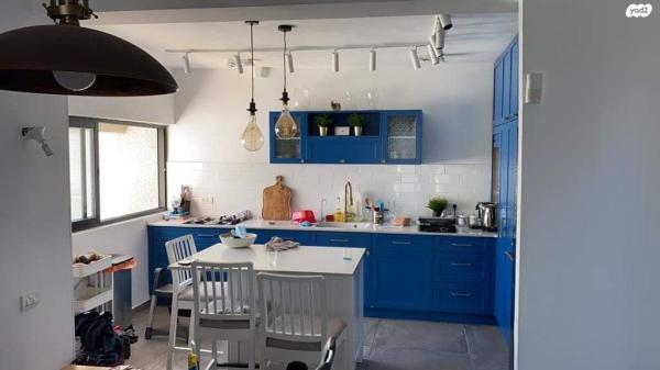 ישורון 17 (שרת)