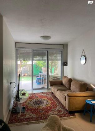 יהושפט 20 (רמת שקמה)