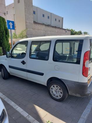 פיאט דובלו (2010)