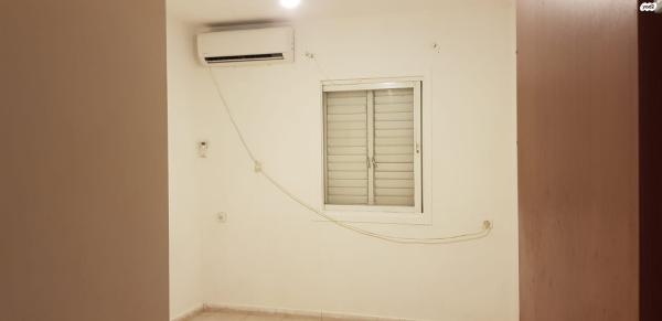 יקותיאל אדם 6 (קרית דוד אליעזר)