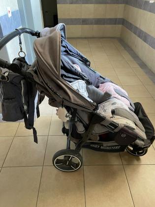 עגלת תאומים בייבי מונסטרס איזי טווין 3