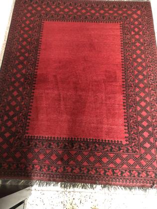 שטיח אפגני עבודת יד במצב