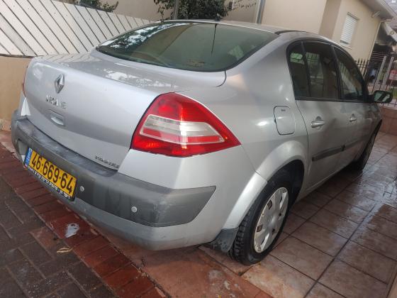 רנו מגאן דור 2 (2004-2010) (2008)