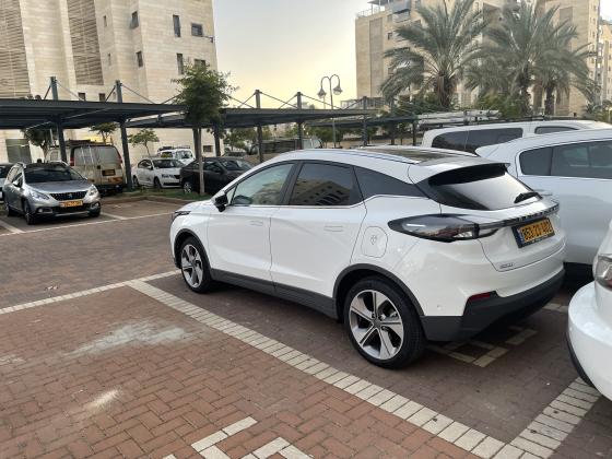 ג'ילי - Geely Geometry C (2022)