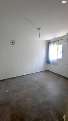 מעפילי אגוז 66 (נוה חן)