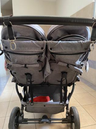 עגלת תאומים בייבי מונסטרס איזי טווין 3