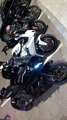 ימאהה R7 (2022)