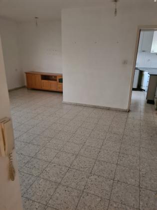 משה שרת 33 (שכונה יא)