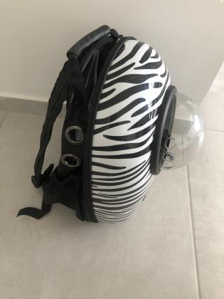 תיק גב לנשיאת חתול חדש, לא היה בשימוש