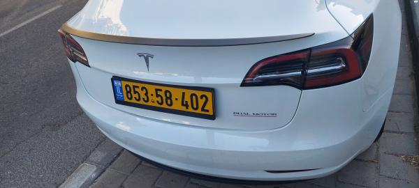 טסלה מודל 3 (2022)