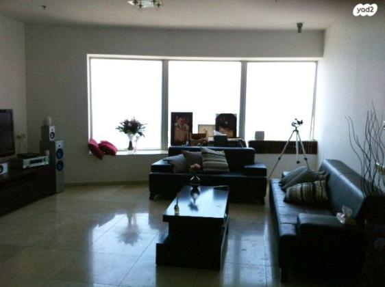 דרך זאב ז'בוטינסקי 7 (הבורסה)