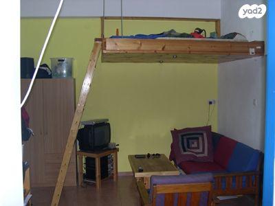 נתן קומוי 1 (זיו)